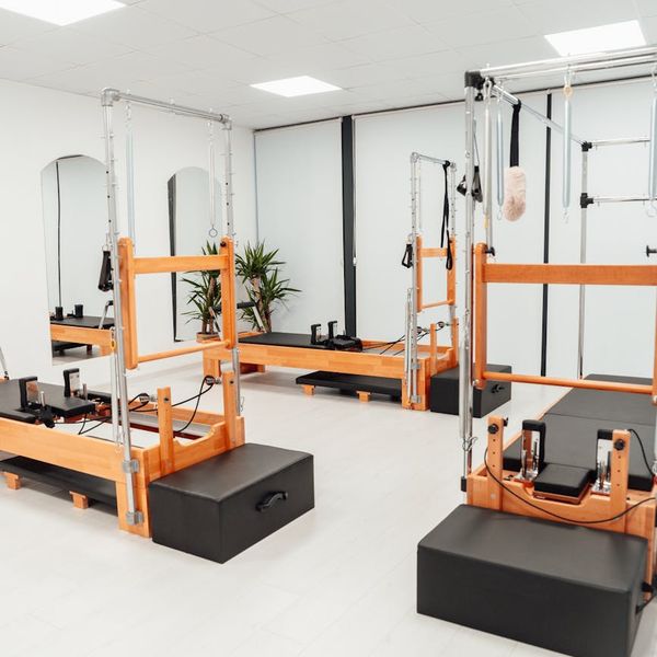 Modern and clean training space with minimalist design and equipment.